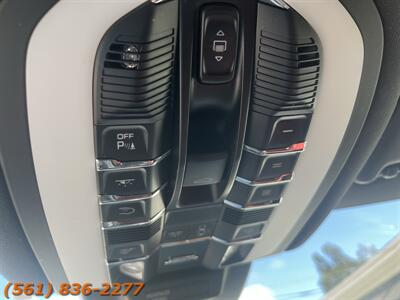2020 Porsche Macan   - Photo 13 - Jupiter, FL 33469