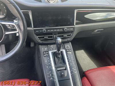 2020 Porsche Macan   - Photo 11 - Jupiter, FL 33469