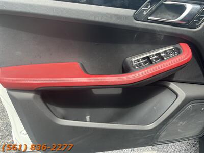 2020 Porsche Macan   - Photo 14 - Jupiter, FL 33469