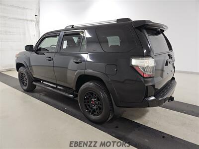 2019 Toyota 4Runner SR5   - Photo 6 - Jupiter, FL 33469