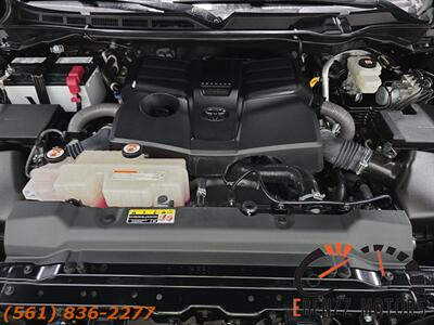 2022 Toyota Tundra SR5   - Photo 15 - Jupiter, FL 33469