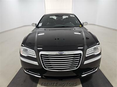 2012 Chrysler 300 Limited   - Photo 2 - Jupiter, FL 33469