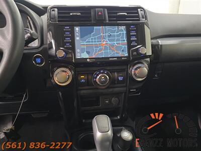 2022 Toyota 4Runner TRD Off-Road Premium   - Photo 11 - Jupiter, FL 33469