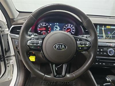 2017 Kia Cadenza Premium   - Photo 10 - Jupiter, FL 33469