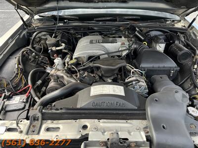 1988 Lincoln Town Car Signature   - Photo 23 - Jupiter, FL 33469