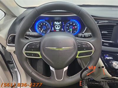 2023 Chrysler Voyager LX   - Photo 10 - Jupiter, FL 33469