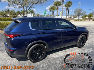 2023 Mitsubishi Outlander SE   - Photo 5 - Jupiter, FL 33469