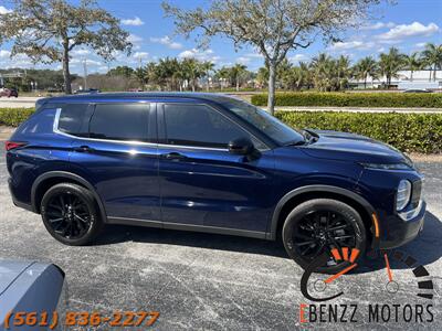 2023 Mitsubishi Outlander SE   - Photo 4 - Jupiter, FL 33469