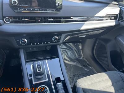 2023 Mitsubishi Outlander SE   - Photo 11 - Jupiter, FL 33469