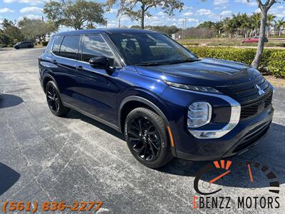 2023 Mitsubishi Outlander SE   - Photo 3 - Jupiter, FL 33469