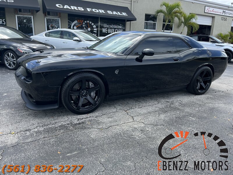 2018 Dodge Challenger SRT Hellcat   - Photo 1 - Jupiter, FL 33469