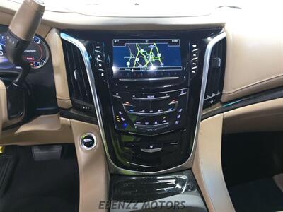 2018 Cadillac Escalade Platinum   - Photo 4 - Jupiter, FL 33469