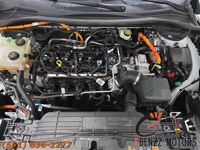 2023 Ford Escape Hybrid ST-Line Select   - Photo 15 - Jupiter, FL 33469