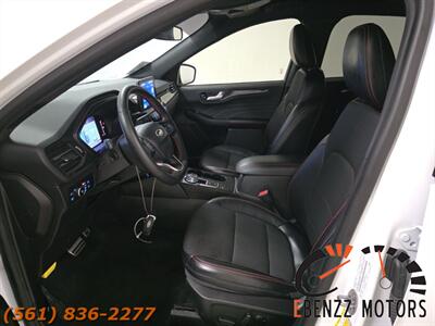 2023 Ford Escape Hybrid ST-Line Select   - Photo 7 - Jupiter, FL 33469