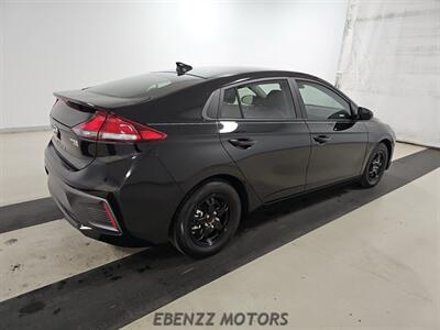 2022 Hyundai IONIQ Hybrid Blue   - Photo 4 - Jupiter, FL 33469