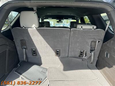2022 GMC Yukon SLT   - Photo 19 - Jupiter, FL 33469
