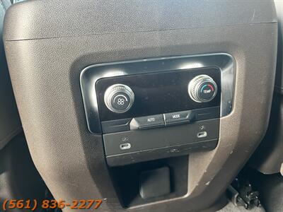 2022 GMC Yukon SLT   - Photo 17 - Jupiter, FL 33469