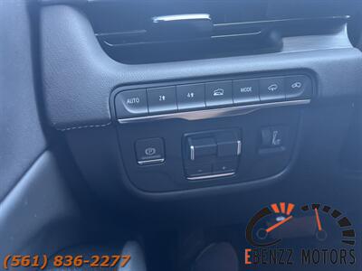 2023 Cadillac Escalade ESV Sport   - Photo 12 - Jupiter, FL 33469