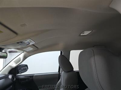 2020 Toyota Tacoma SR5   - Photo 15 - Jupiter, FL 33469