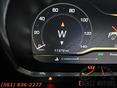 2023 GMC Yukon SLT   - Photo 12 - Jupiter, FL 33469