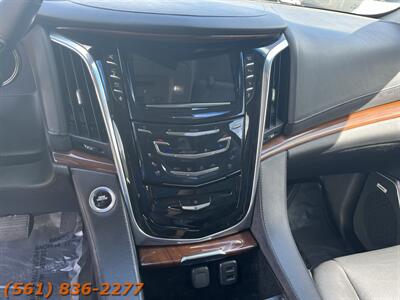 2019 Cadillac Escalade ESV Luxury   - Photo 12 - Jupiter, FL 33469