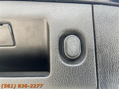2019 Cadillac Escalade ESV Luxury   - Photo 23 - Jupiter, FL 33469
