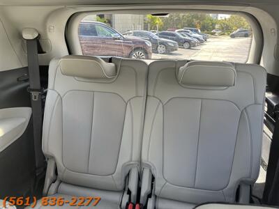 2022 Jeep Grand Cherokee L Overland   - Photo 19 - Jupiter, FL 33469