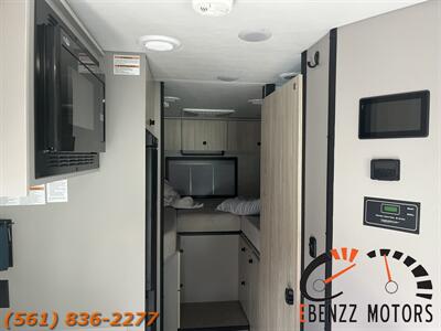 2023 Ford Transit 350 HD  CONDOR - Photo 8 - Jupiter, FL 33469