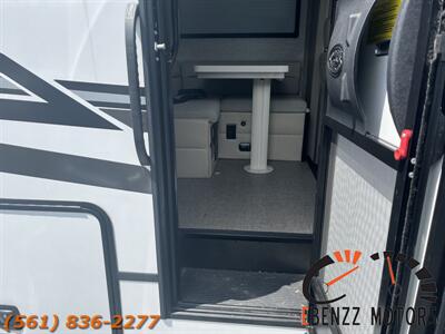 2023 Ford Transit 350 HD  CONDOR - Photo 7 - Jupiter, FL 33469