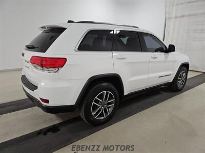 2019 Jeep Grand Cherokee Laredo   - Photo 2 - Jupiter, FL 33469