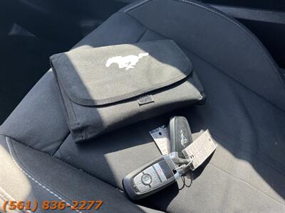 2020 Ford Mustang EcoBoost   - Photo 12 - Jupiter, FL 33469
