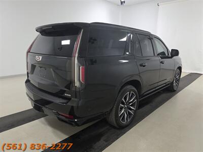 2022 Cadillac Escalade Sport   - Photo 2 - Jupiter, FL 33469