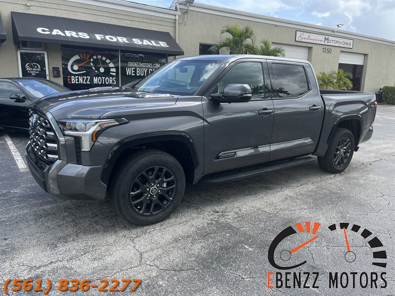 2023 Toyota Tundra Platinum HV  