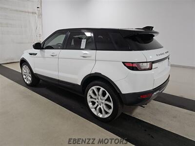 2019 Land Rover Range Rover Evoque SE   - Photo 6 - Jupiter, FL 33469