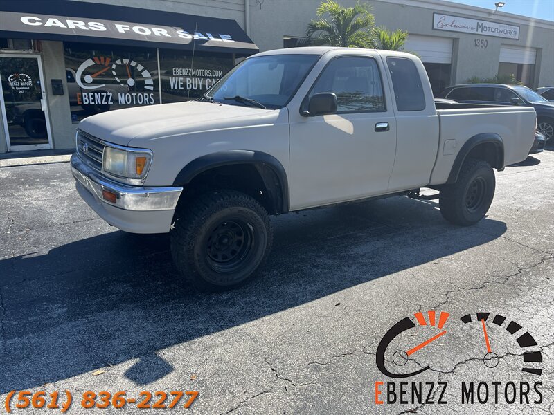 1996 Toyota T100 DX   - Photo 1 - Jupiter, FL 33469