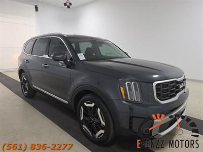 2023 Kia Telluride S   - Photo 5 - Jupiter, FL 33469