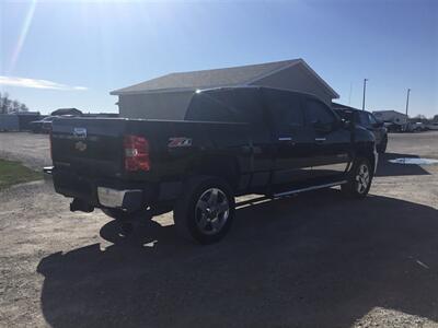 2013 Chevrolet Silverado 2500HD LTZ   - Photo 3 - Terre Haute, IN 47802