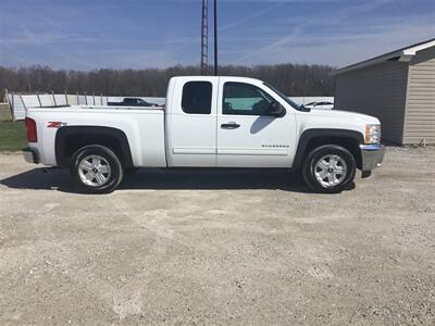 2013 Chevrolet Silverado 1500 LT   - Photo 2 - Terre Haute, IN 47802
