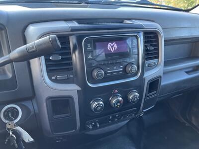 2015 RAM 2500 Tradesman   - Photo 16 - Rushville, IN 46173