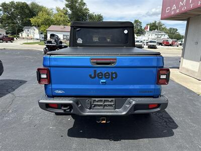 2020 Jeep Gladiator Sport - Photo 6 - Rushville, IN 46173