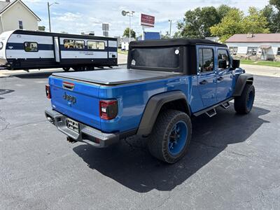 2020 Jeep Gladiator Sport - Photo 5 - Rushville, IN 46173
