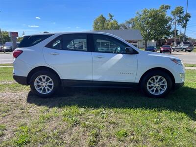 2018 Chevrolet Equinox LS   - Photo 16 - Rushville, IN 46173