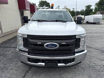 2017 Ford F-250 Super Duty XL   - Photo 3 - Rushville, IN 46173