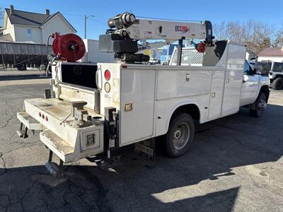 2013 Chevrolet Silverado 3500HD CC Work Truck   - Photo 6 - Rushville, IN 46173