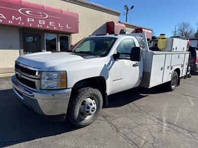 2013 Chevrolet Silverado 3500HD CC Work Truck   - Photo 2 - Rushville, IN 46173