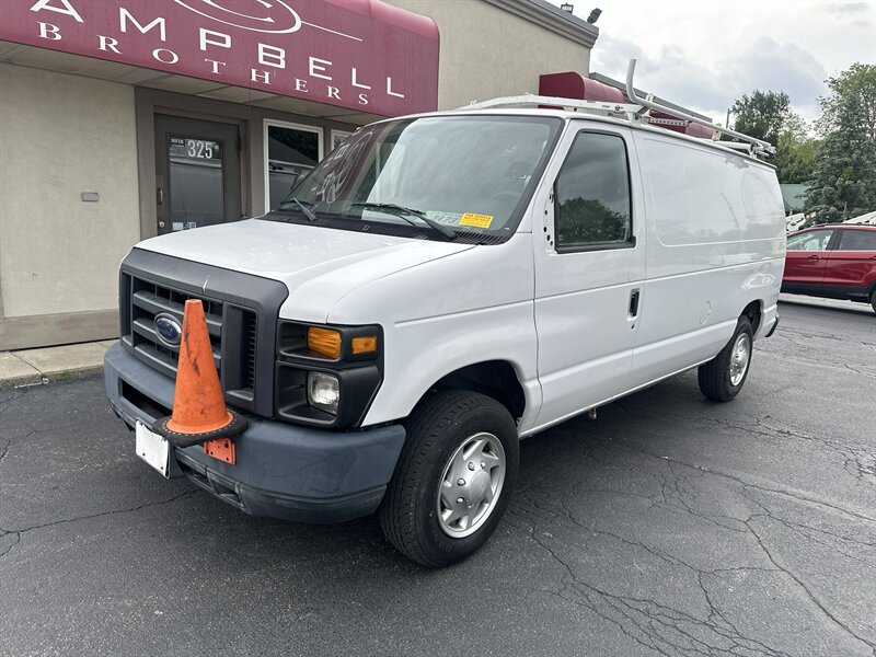 2013 Ford E-Series E-150 Van's photo
