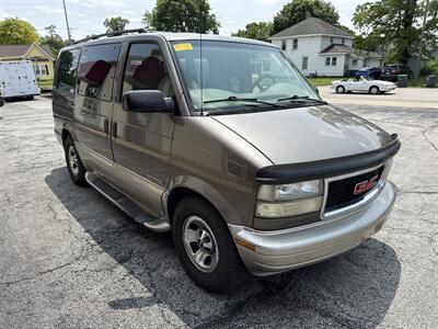 2002 GMC Safari SLE   - Photo 4 - Rushville, IN 46173