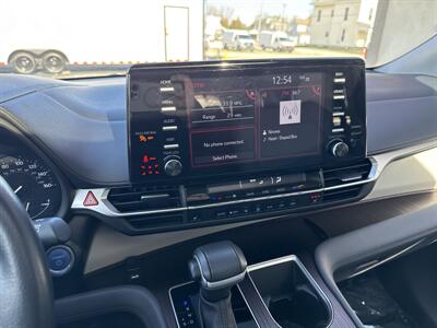 2024 Toyota Sienna XLE 8-Passenger   - Photo 14 - Rushville, IN 46173