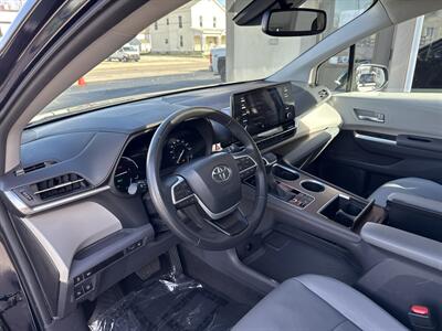 2024 Toyota Sienna XLE 8-Passenger   - Photo 9 - Rushville, IN 46173