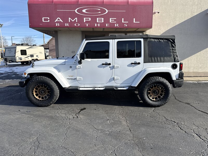 2015 Jeep Wrangler Unlimited Sahara's photo